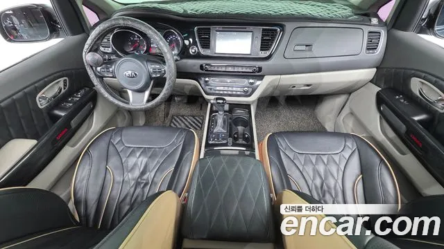 Kia Carnival — интерьер