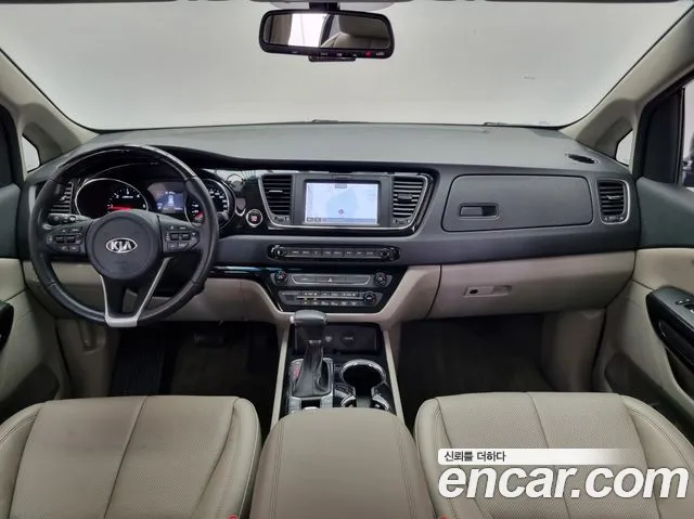 Kia Carnival — интерьер