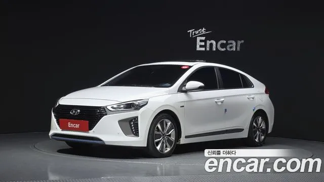 Hyundai Ioniq