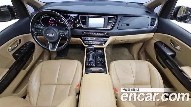 Kia Carnival — интерьер