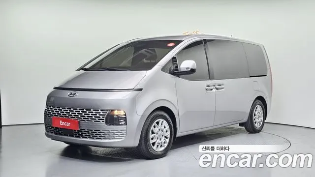 Hyundai Staria