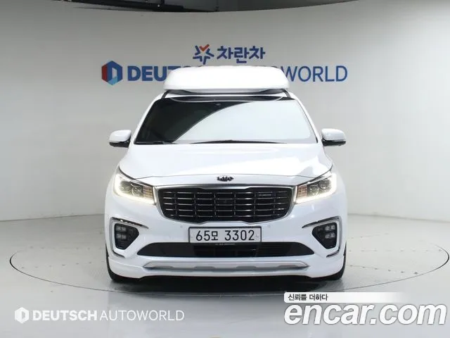 Kia Carnival — экстерьер