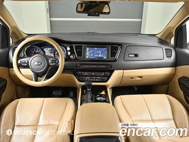 Kia Carnival — интерьер