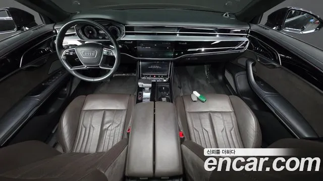 Audi A8 — интерьер