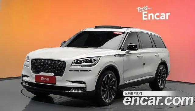 Lincoln Aviator