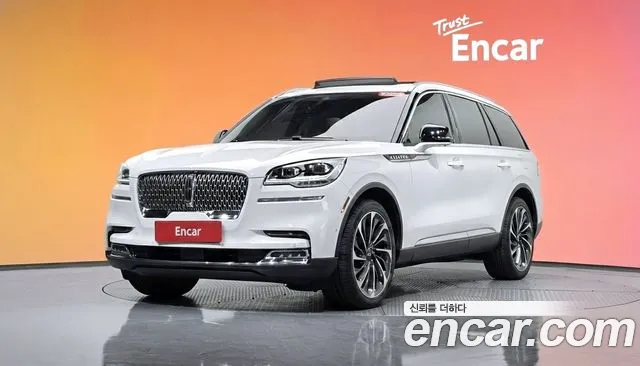 Lincoln Aviator
