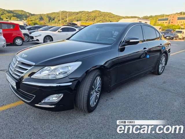 Hyundai Genesis