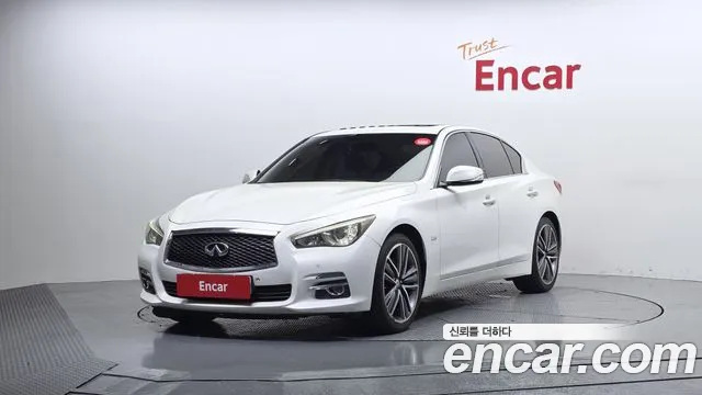Infiniti Q50