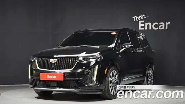 Cadillac XT6