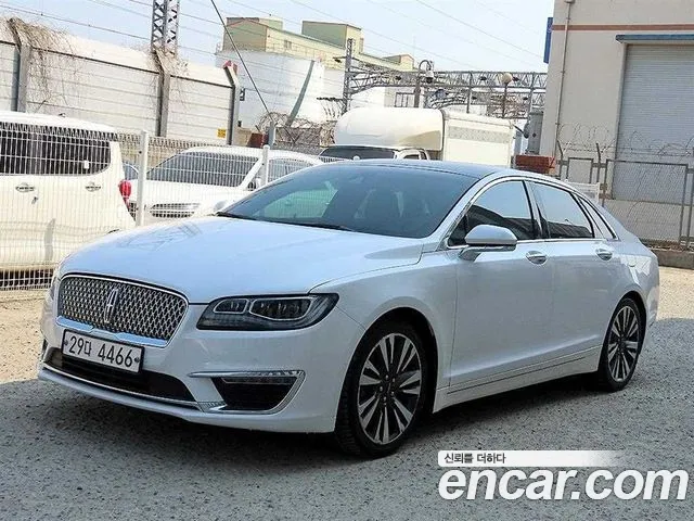Lincoln MKZ