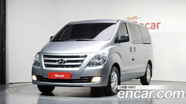 Hyundai Starex