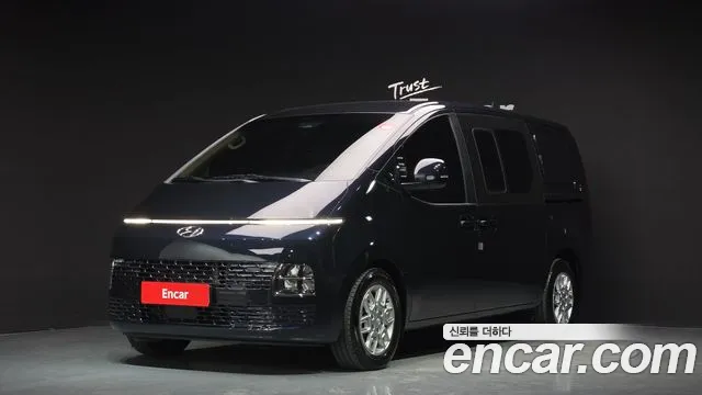 Hyundai Staria