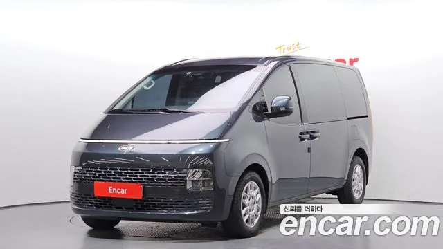 Hyundai Staria