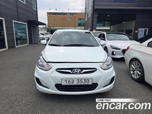 Hyundai Accent