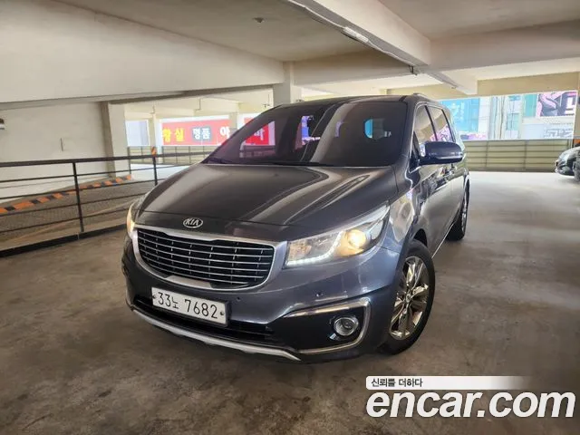 Kia Carnival — экстерьер