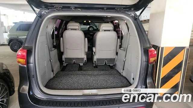 Kia Carnival — интерьер