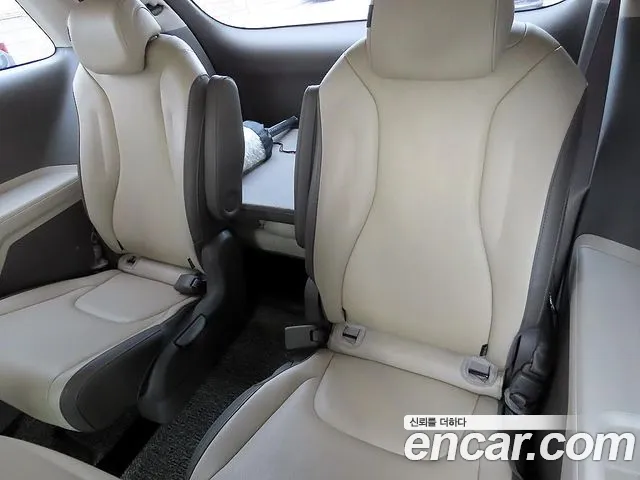 Kia Carnival — интерьер