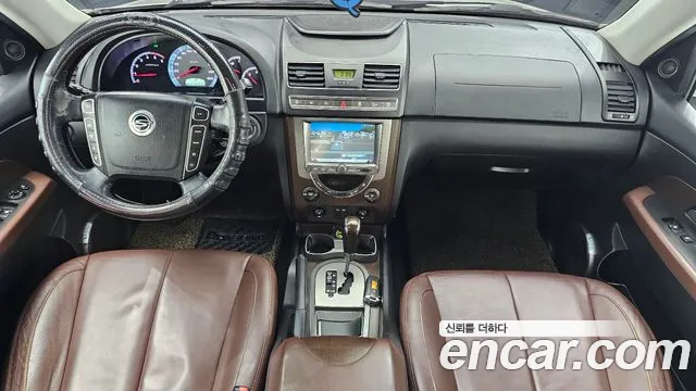 KG Mobility Rexton — интерьер