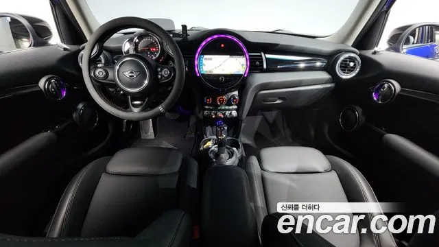 MINI Cooper — интерьер