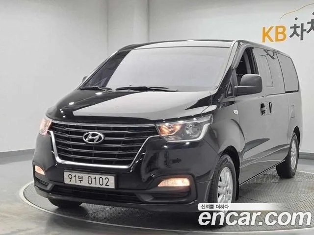 Hyundai Starex