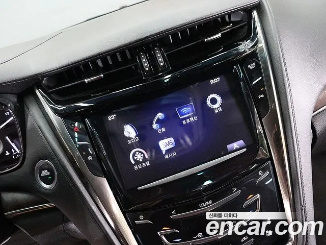 Cadillac CTS — интерьер