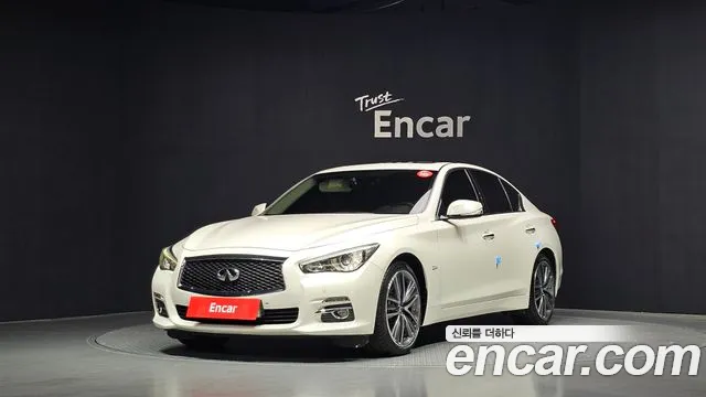 Infiniti Q50