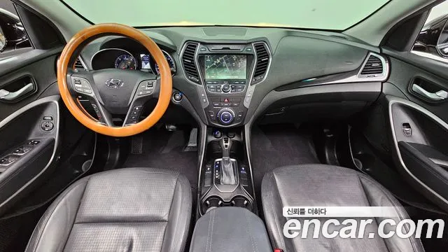 Hyundai Santa Fe — интерьер