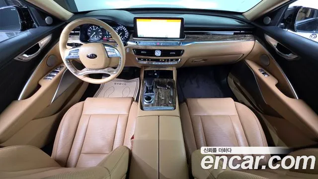 Kia K9 — интерьер