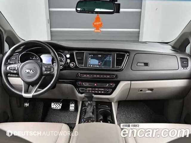 Kia Carnival — интерьер