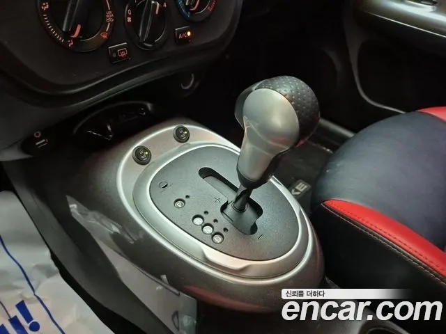 Nissan Juke — интерьер