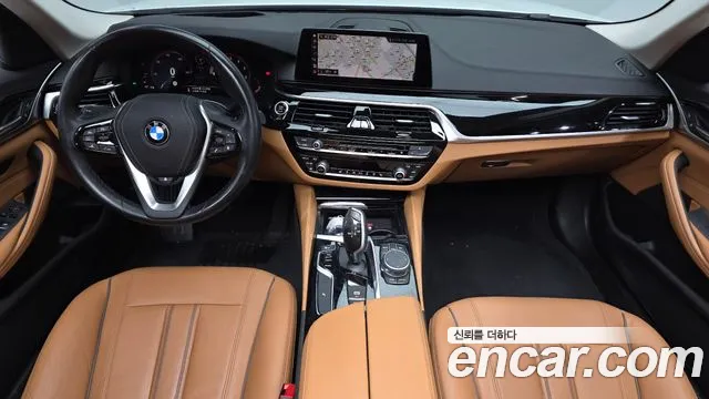 BMW 5 серия — интерьер