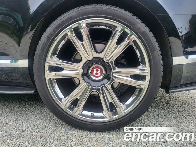 Bentley Continental — интерьер