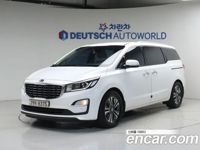Kia Carnival — экстерьер