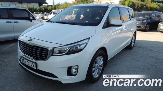 Kia Carnival — экстерьер