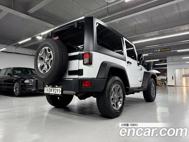 Jeep Wrangler — интерьер