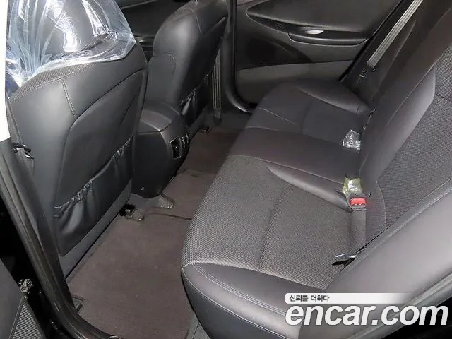 Hyundai Sonata — интерьер
