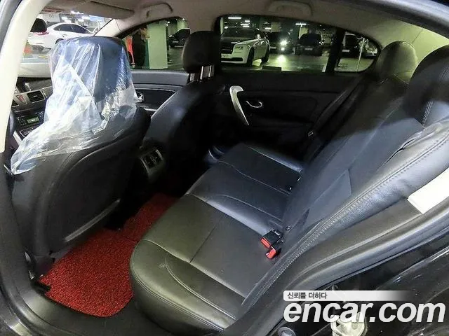 Renault Korea SM5 — интерьер