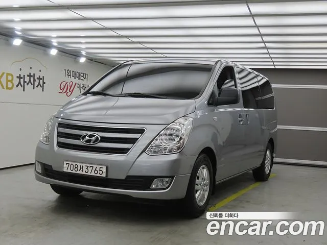 Hyundai Starex