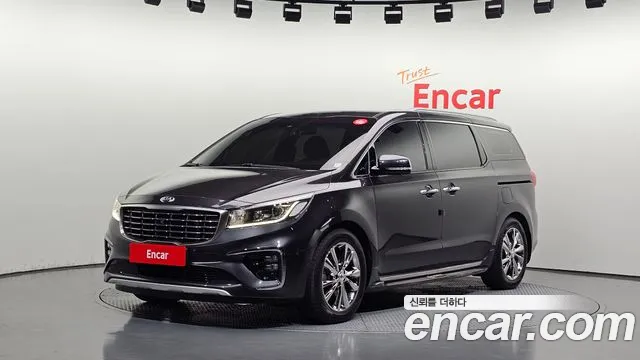 Kia Carnival — экстерьер