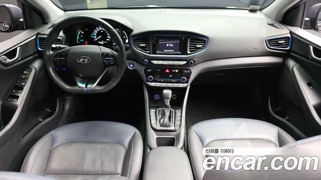 Hyundai Ioniq — интерьер