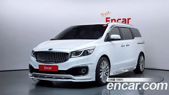 Kia Carnival — экстерьер
