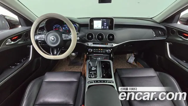 Kia Stinger — интерьер