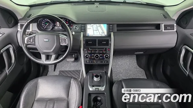 Land Rover Discovery Sport — интерьер