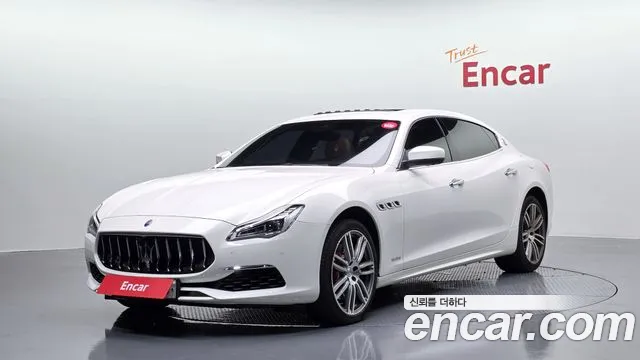 Maserati Quattroporte