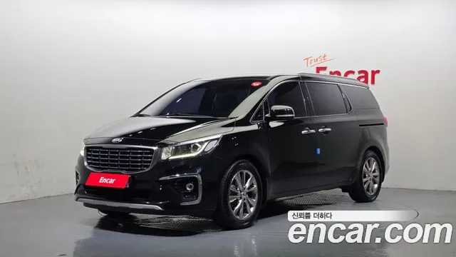 Kia Carnival — экстерьер