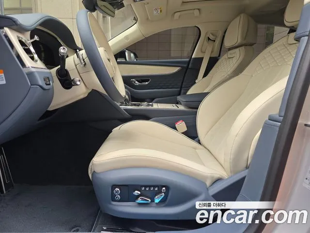 Bentley Flying Spur — интерьер