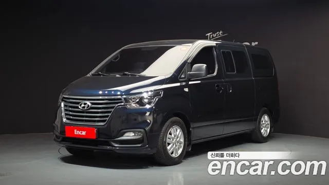 Hyundai Starex