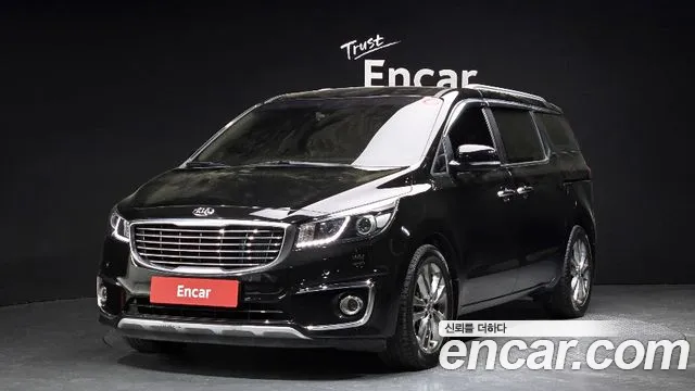 Kia Carnival — экстерьер