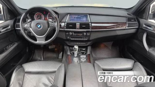 BMW X6 — интерьер
