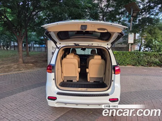 Kia Carnival — интерьер